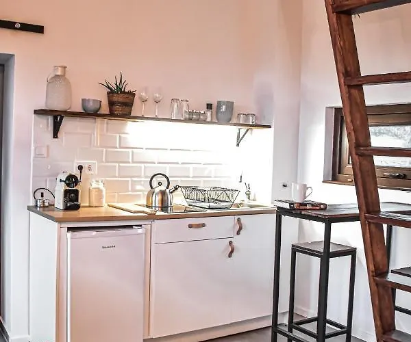 Semesterbostad Eged *